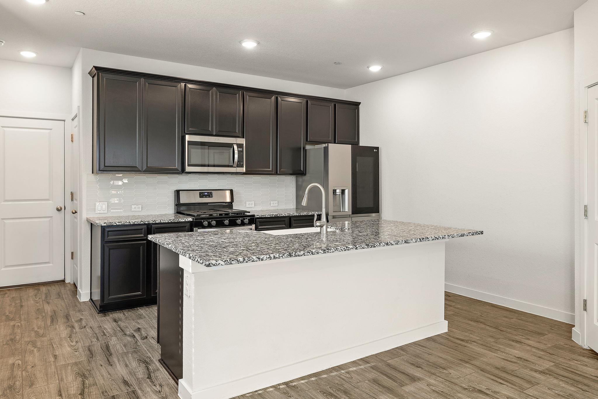 2500 Forest Creek Dr #201 Property Photo 3
