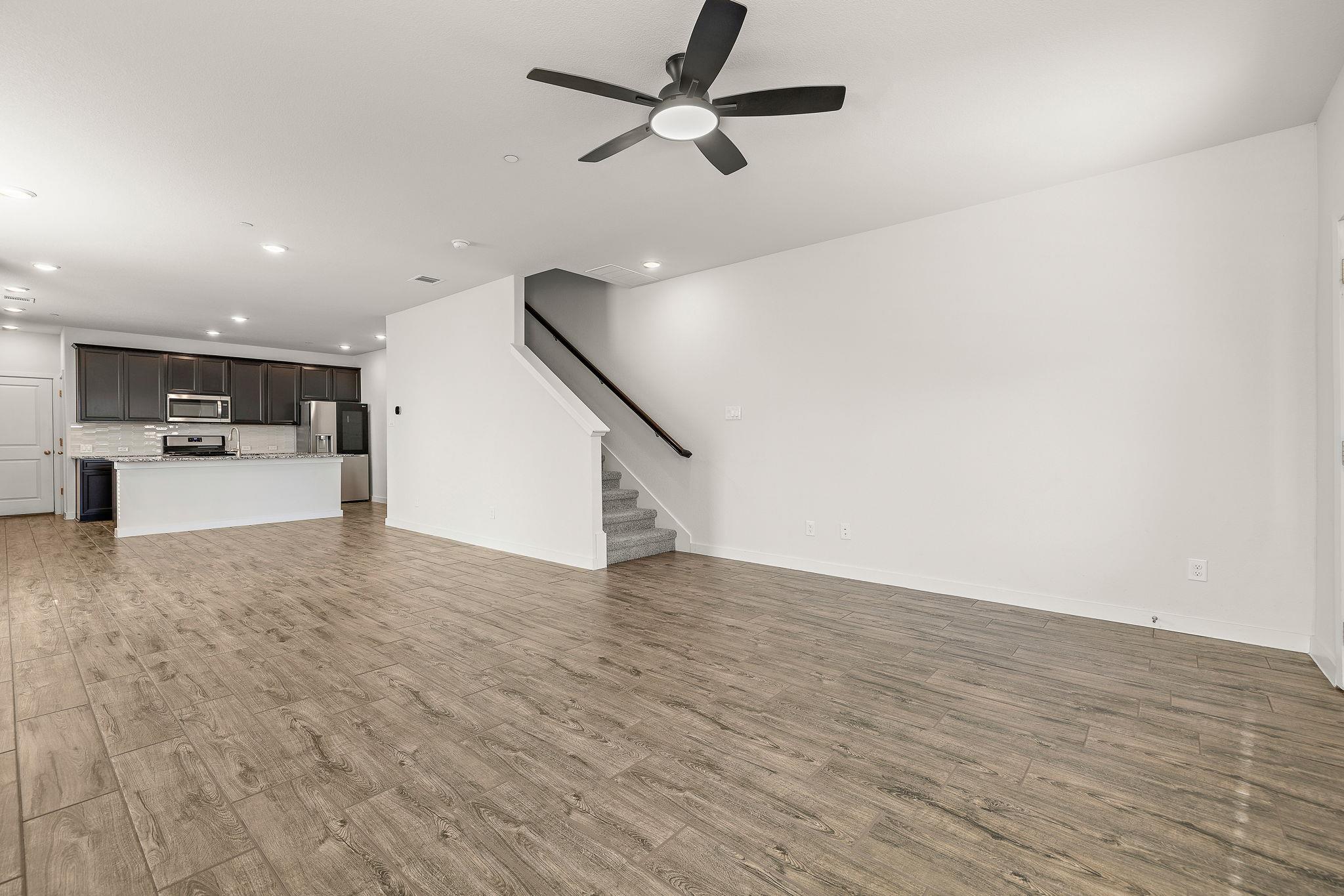 2500 Forest Creek Dr #201 Property Photo 4