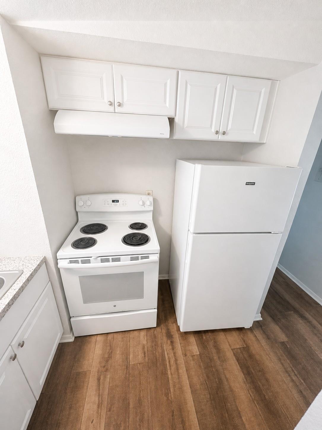 5400 Harmon Ave #b Property Photo 4