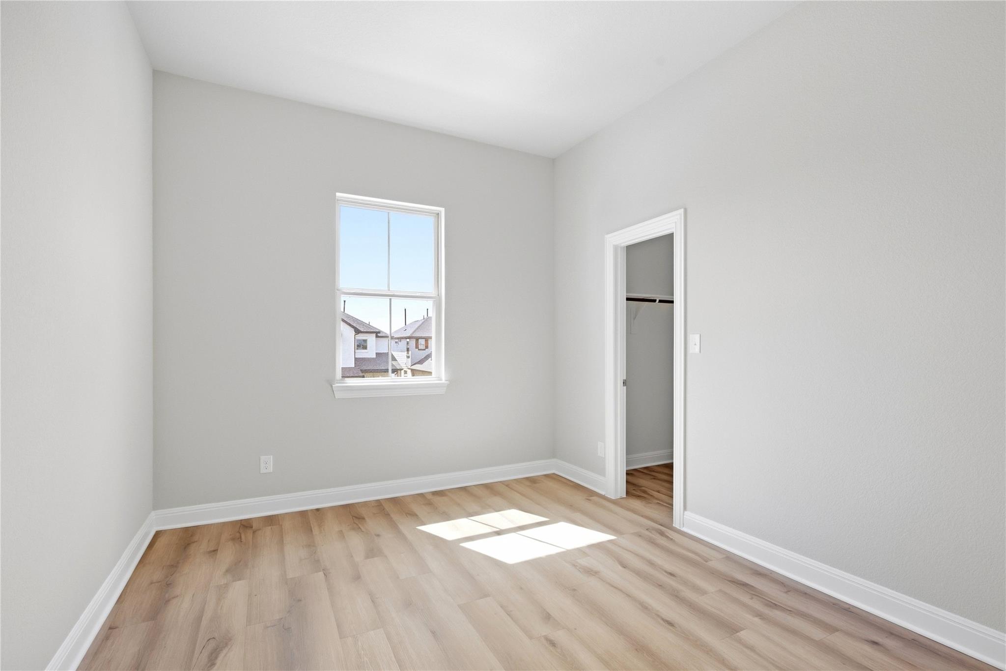 253 Bloomington Loop Property Photo 16