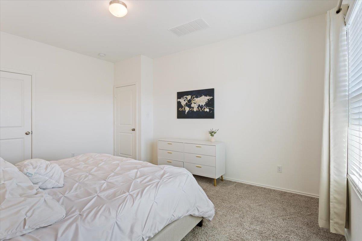 301 Majestic Cedar Ct Property Photo 14