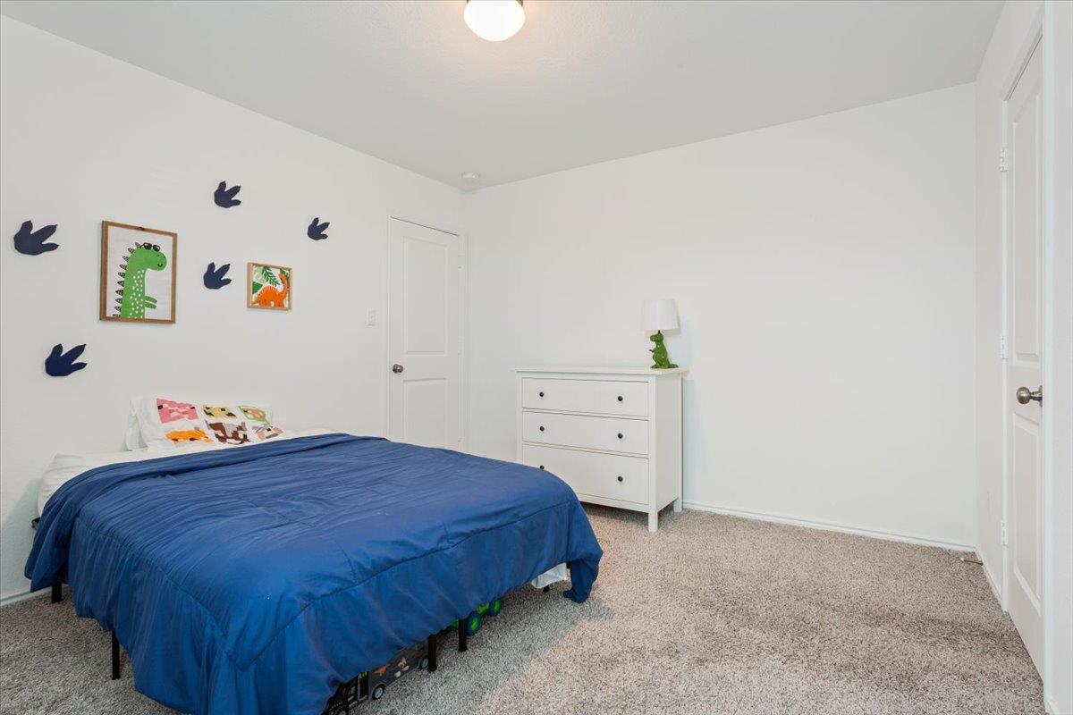 301 Majestic Cedar Ct Property Photo 21