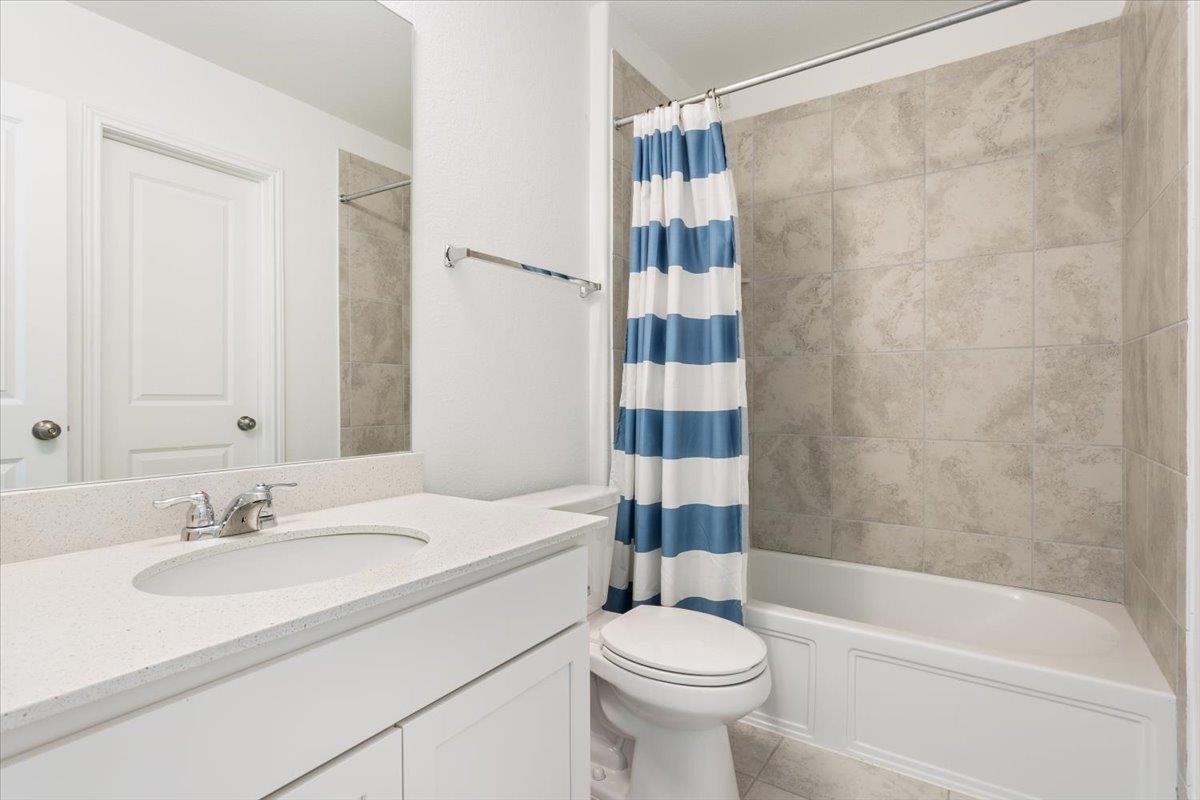 301 Majestic Cedar Ct Property Photo 23