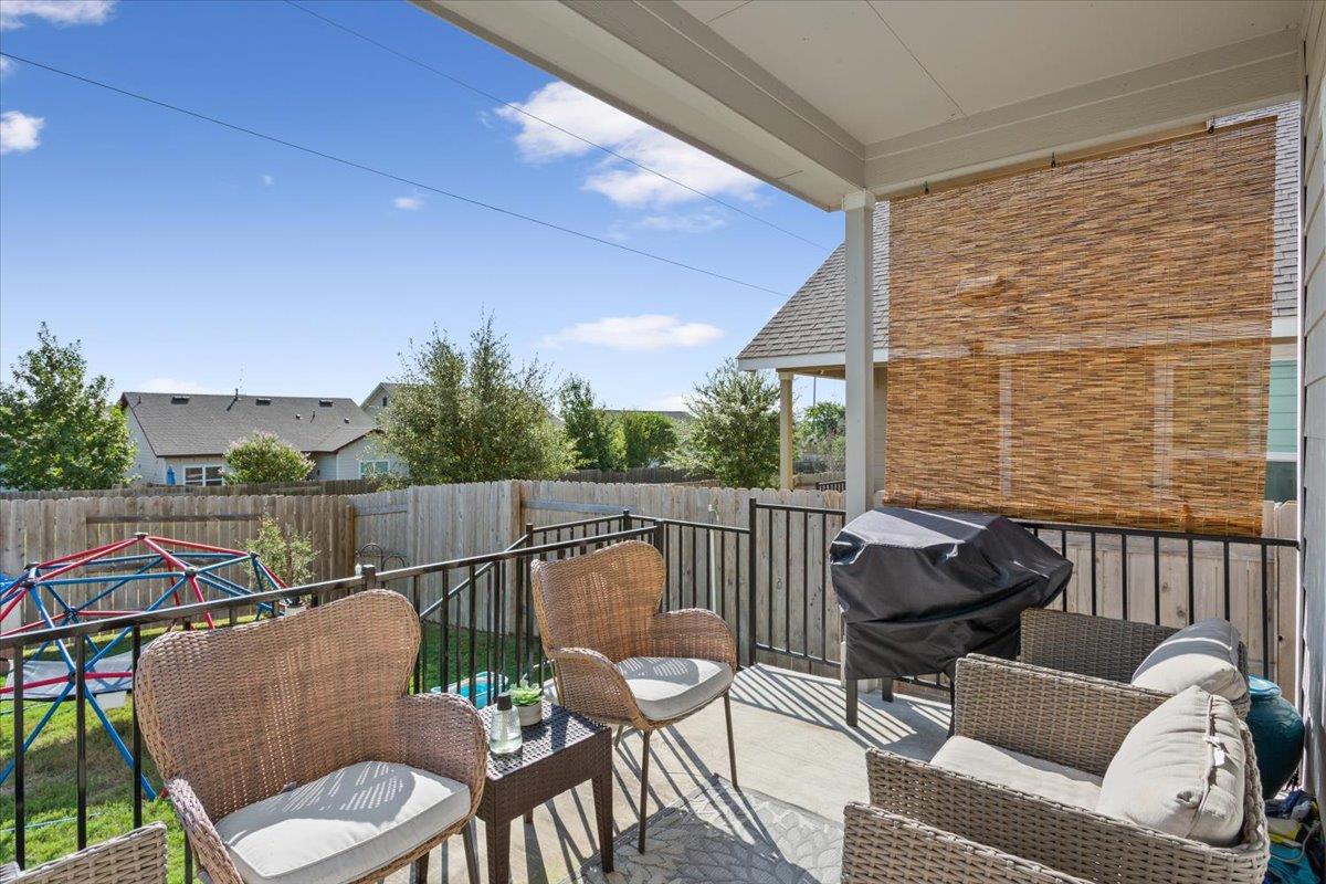 301 Majestic Cedar Ct Property Photo 30