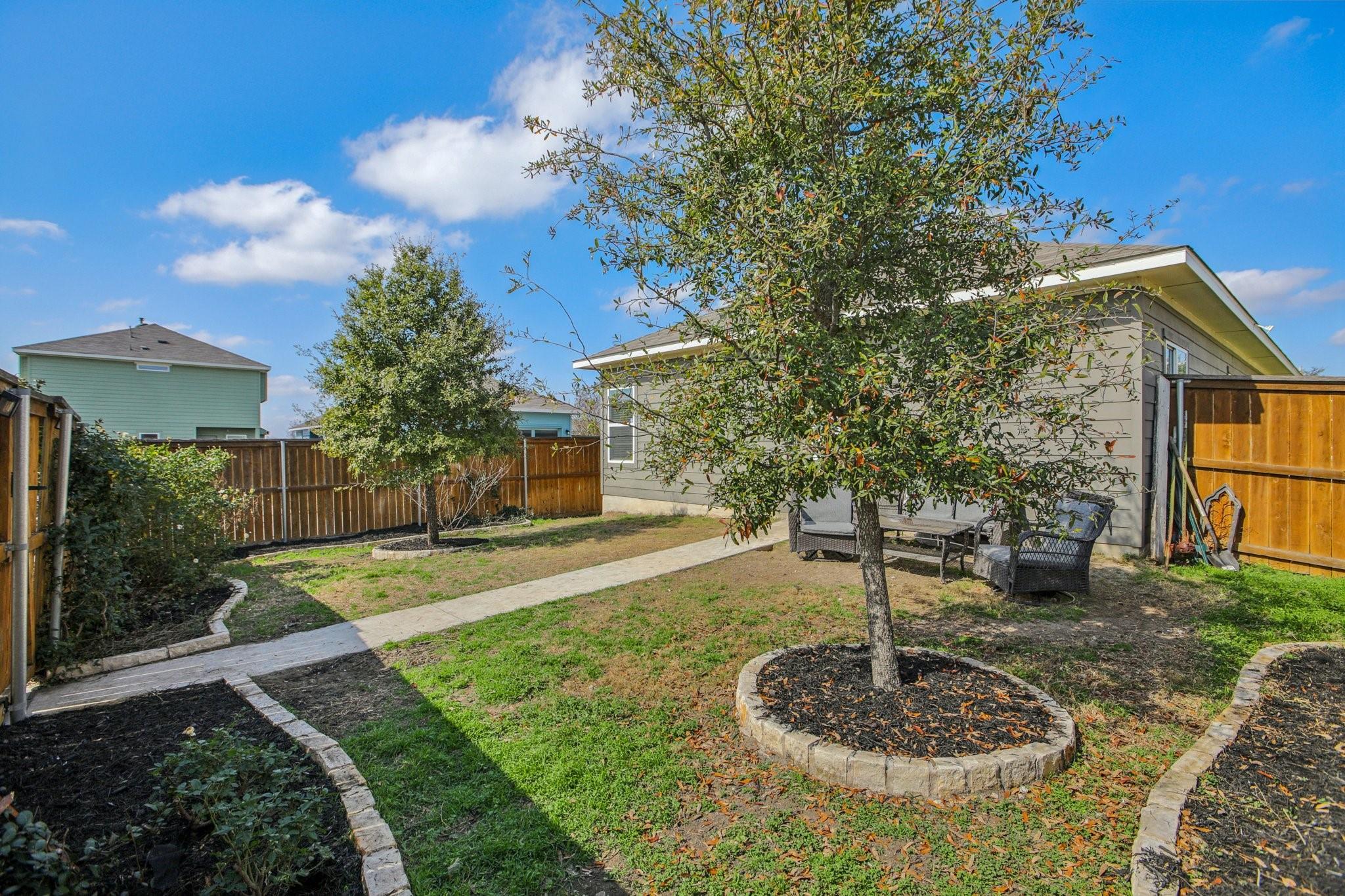 1167 Esplanade Pkwy Property Photo 18