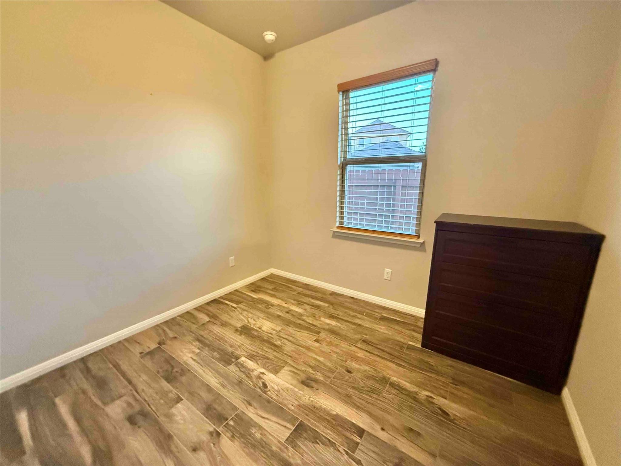 457 Star Thistle St Property Photo 6