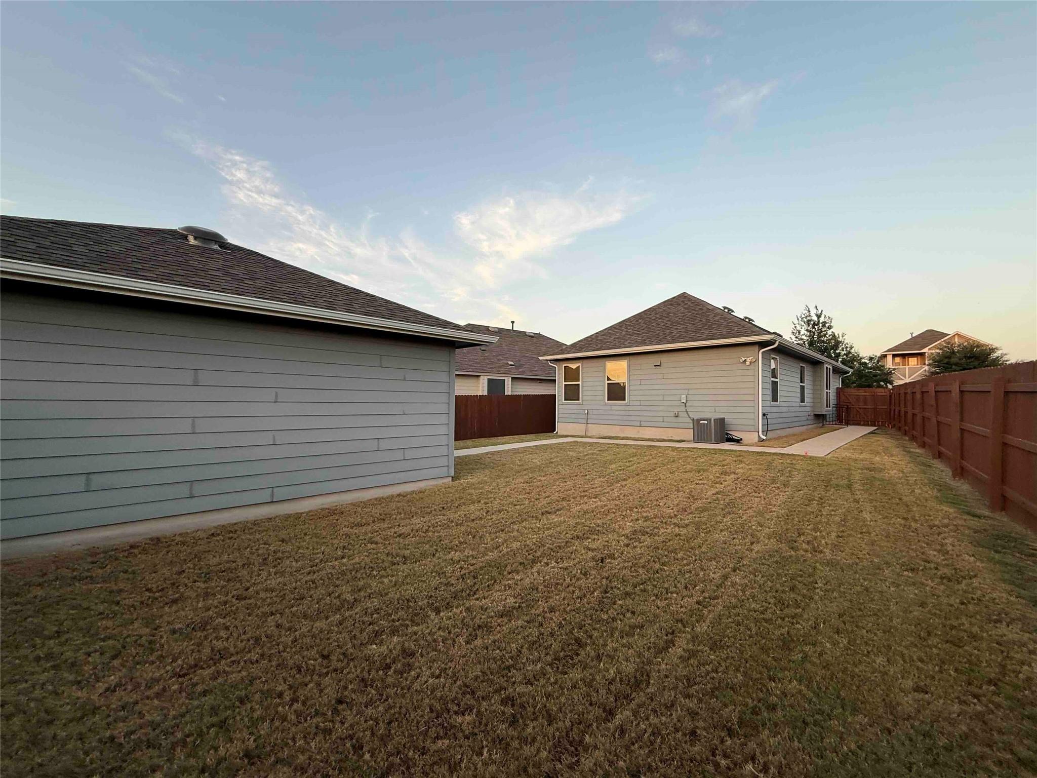 457 Star Thistle St Property Photo 10