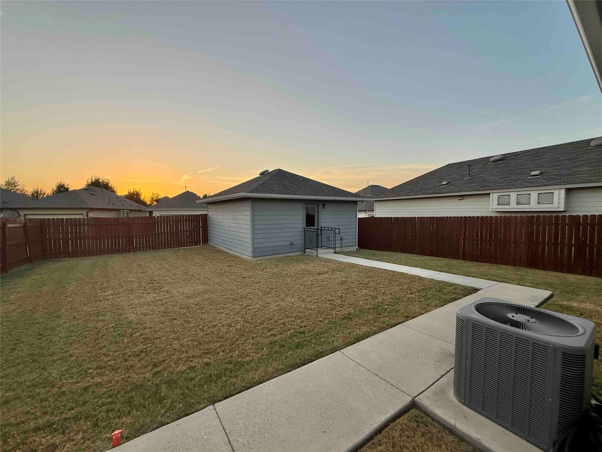 457 Star Thistle St Property Photo 11