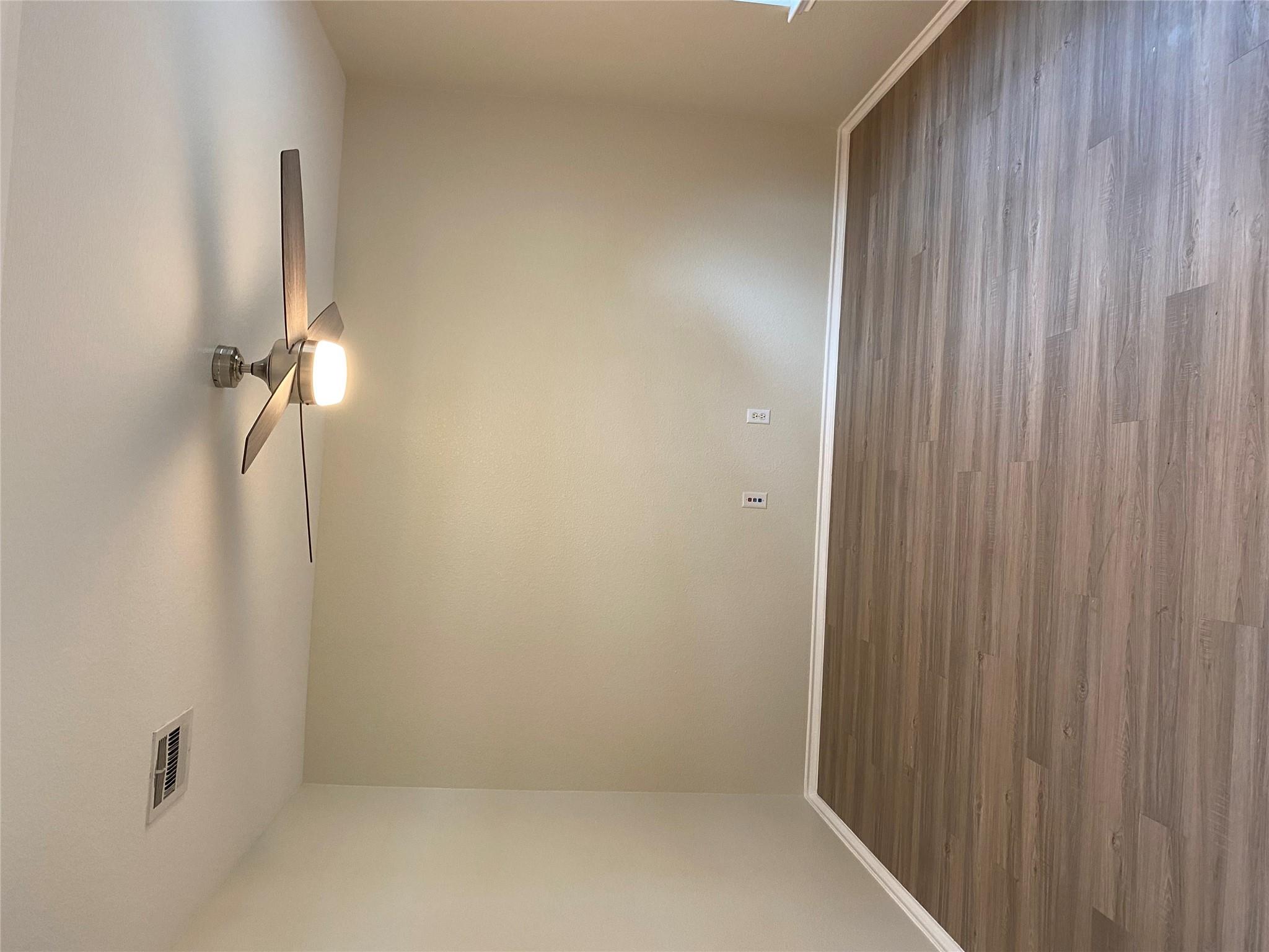 1306 Davis Mountain Loop Property Photo 2