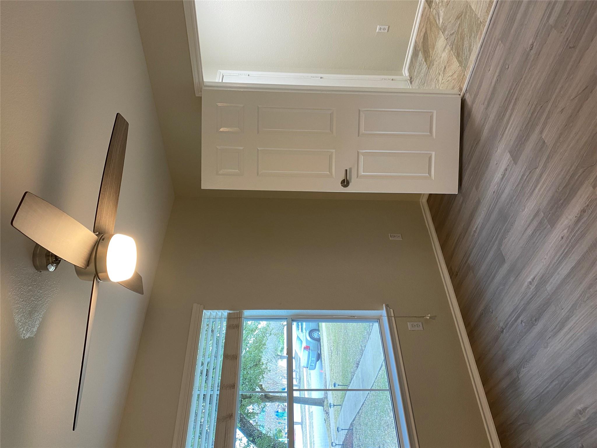 1306 Davis Mountain Loop Property Photo 3
