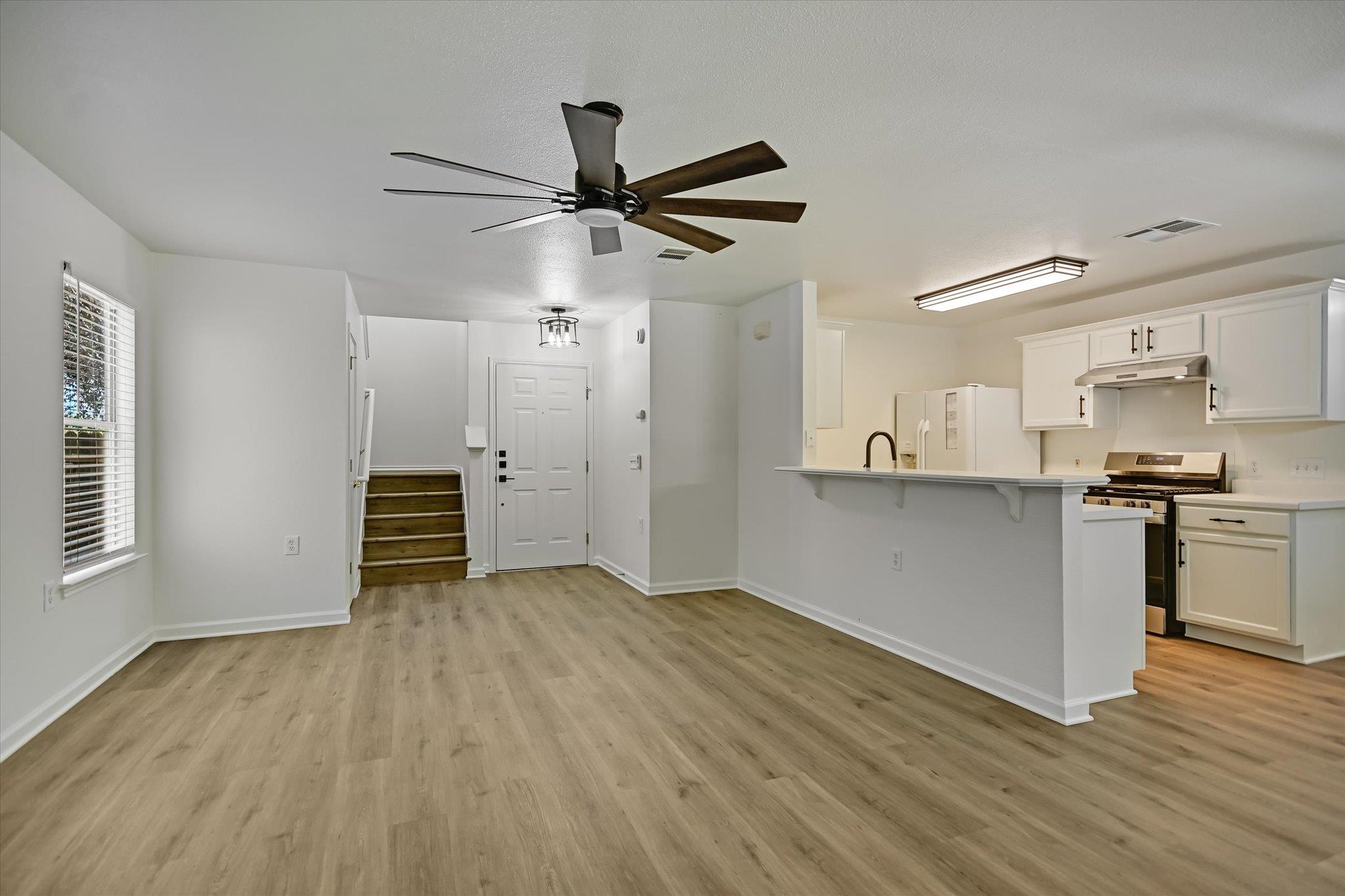 11504 Robert Wooding Dr Property Photo 4