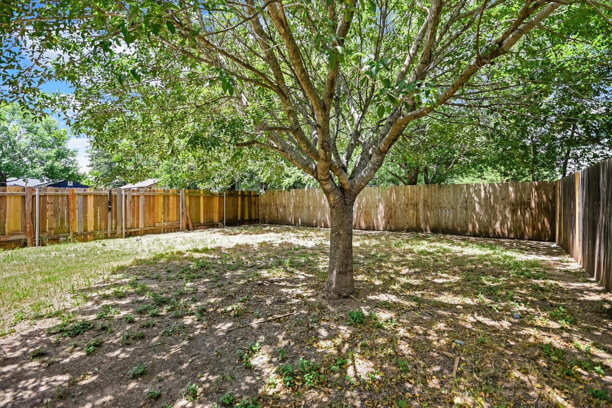11504 Robert Wooding Dr Property Photo 22