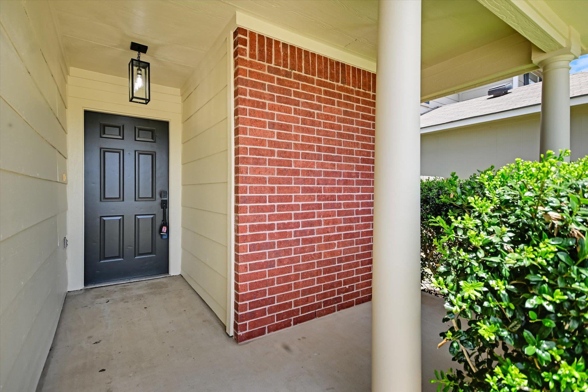 11504 Robert Wooding Dr Property Photo 24