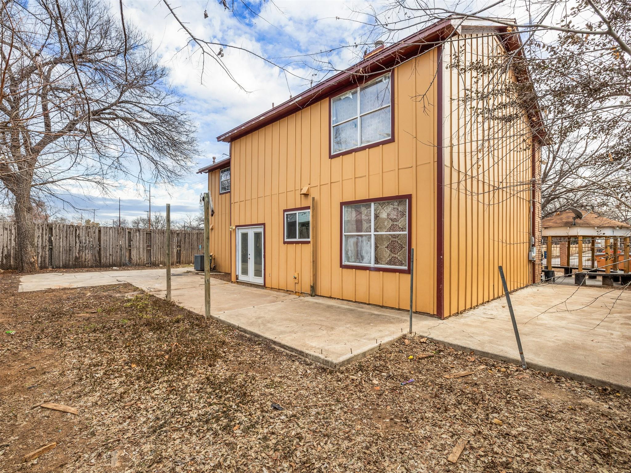 506 Tillery St Property Photo 10