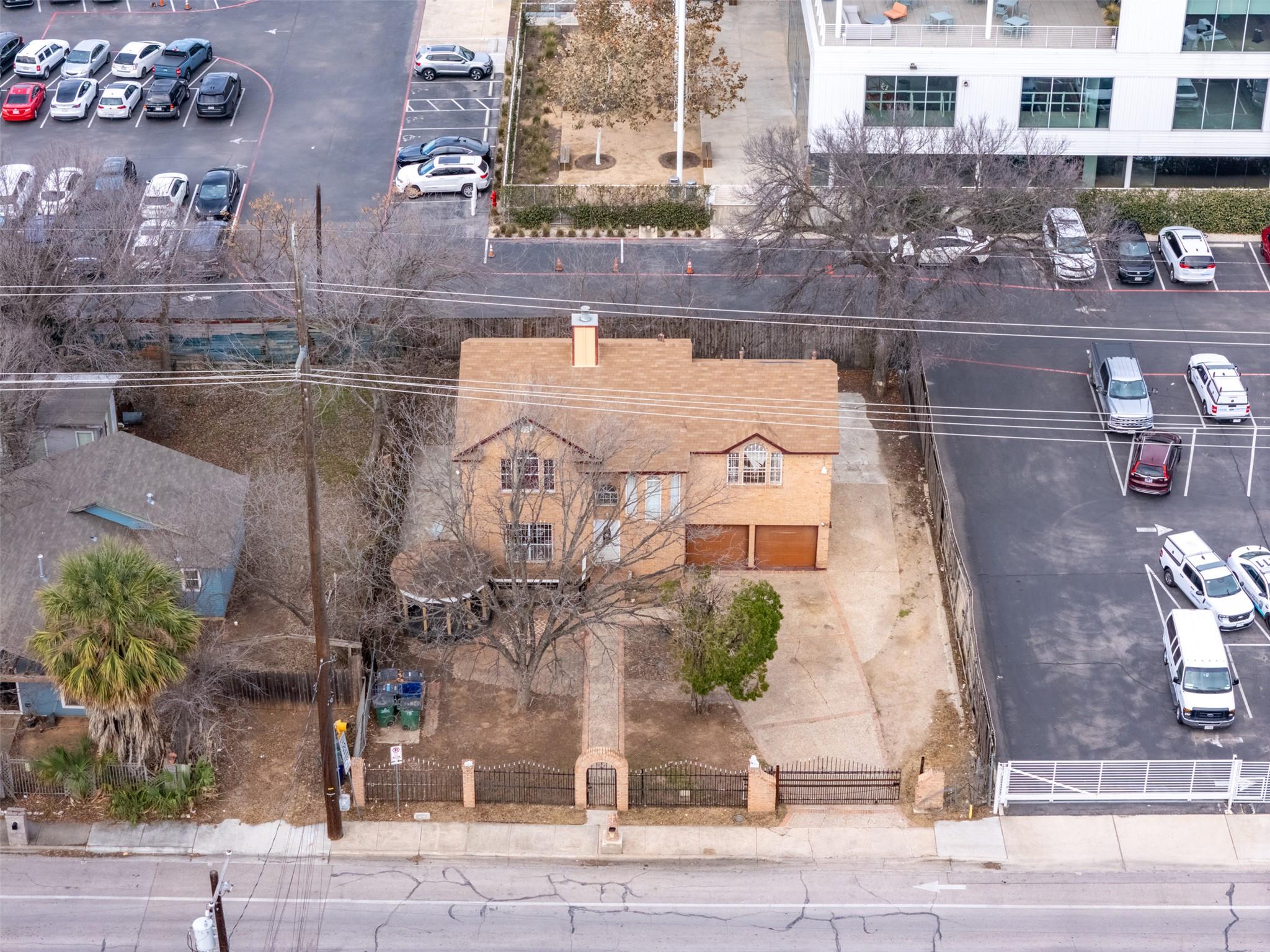 506 Tillery St Property Photo 12