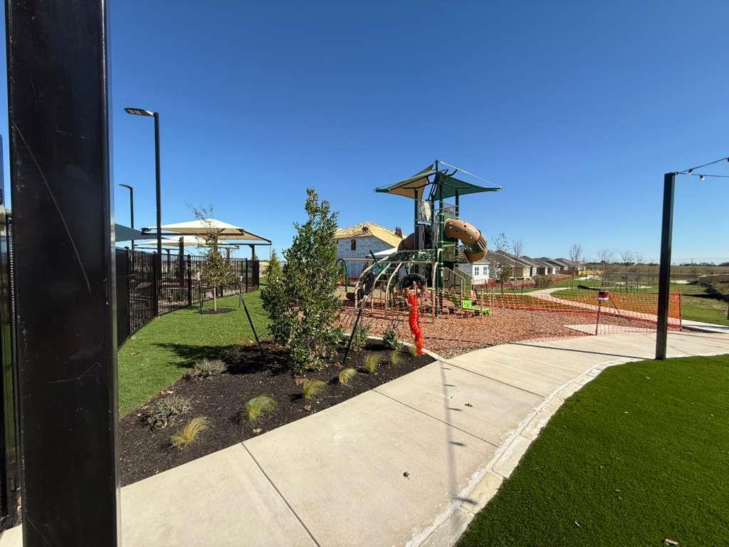 17702 Sage Thrasher Dr Property Photo 38