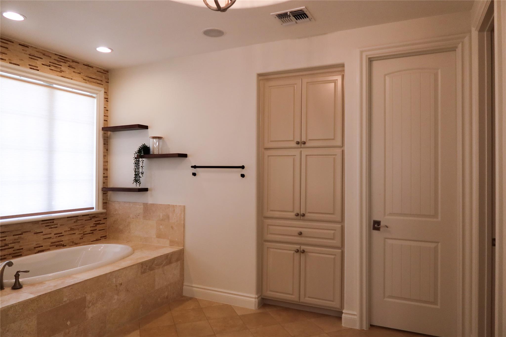 7228 Oak Shores Dr Property Photo 14