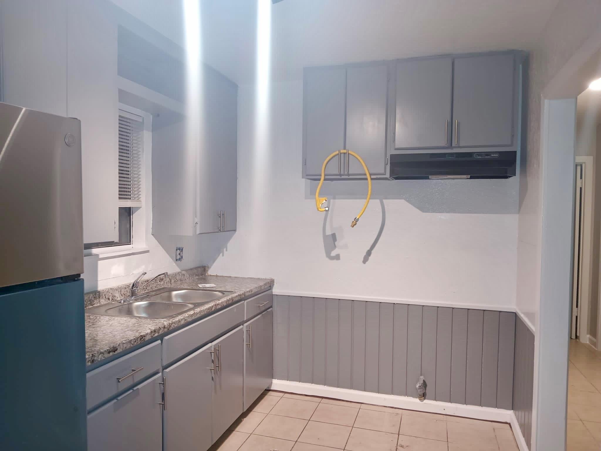206 Hill St Property Photo 6