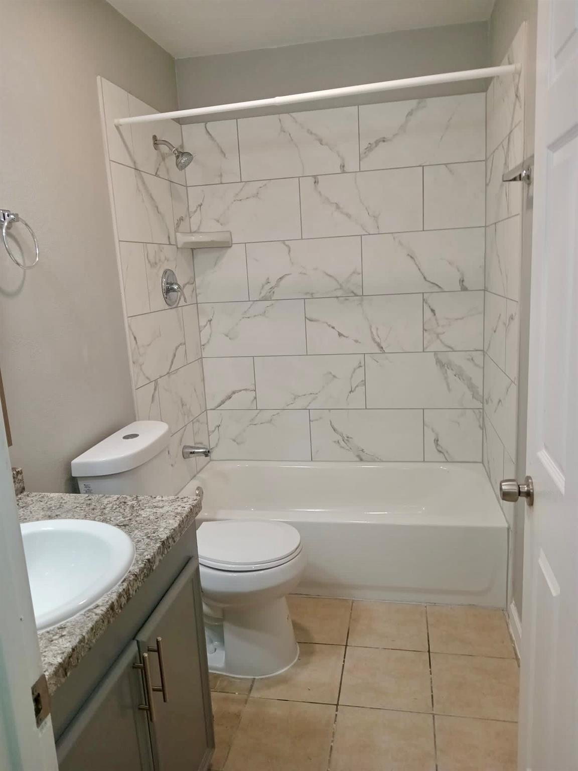 206 Hill St Property Photo 14