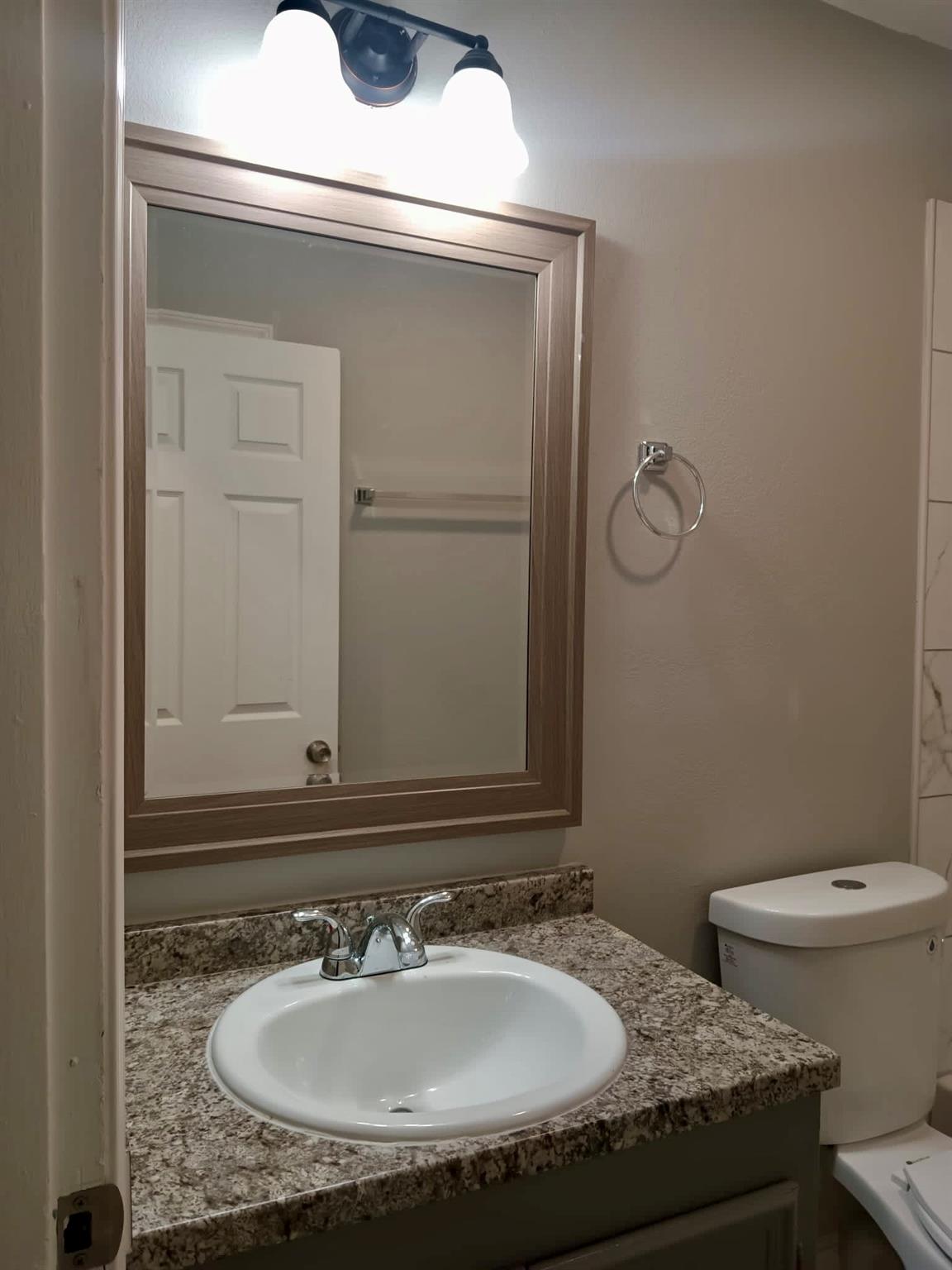 206 Hill St Property Photo 16
