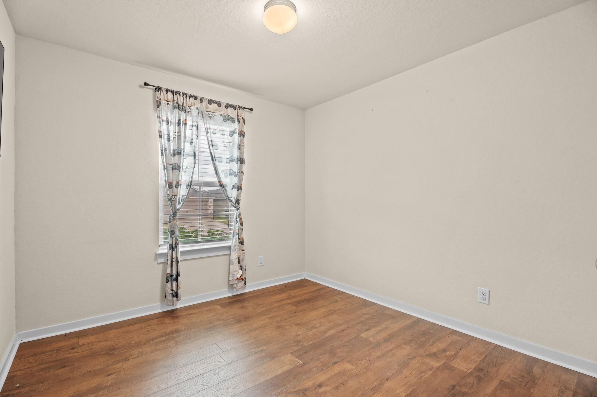 7619 Coffee Ml Property Photo 6