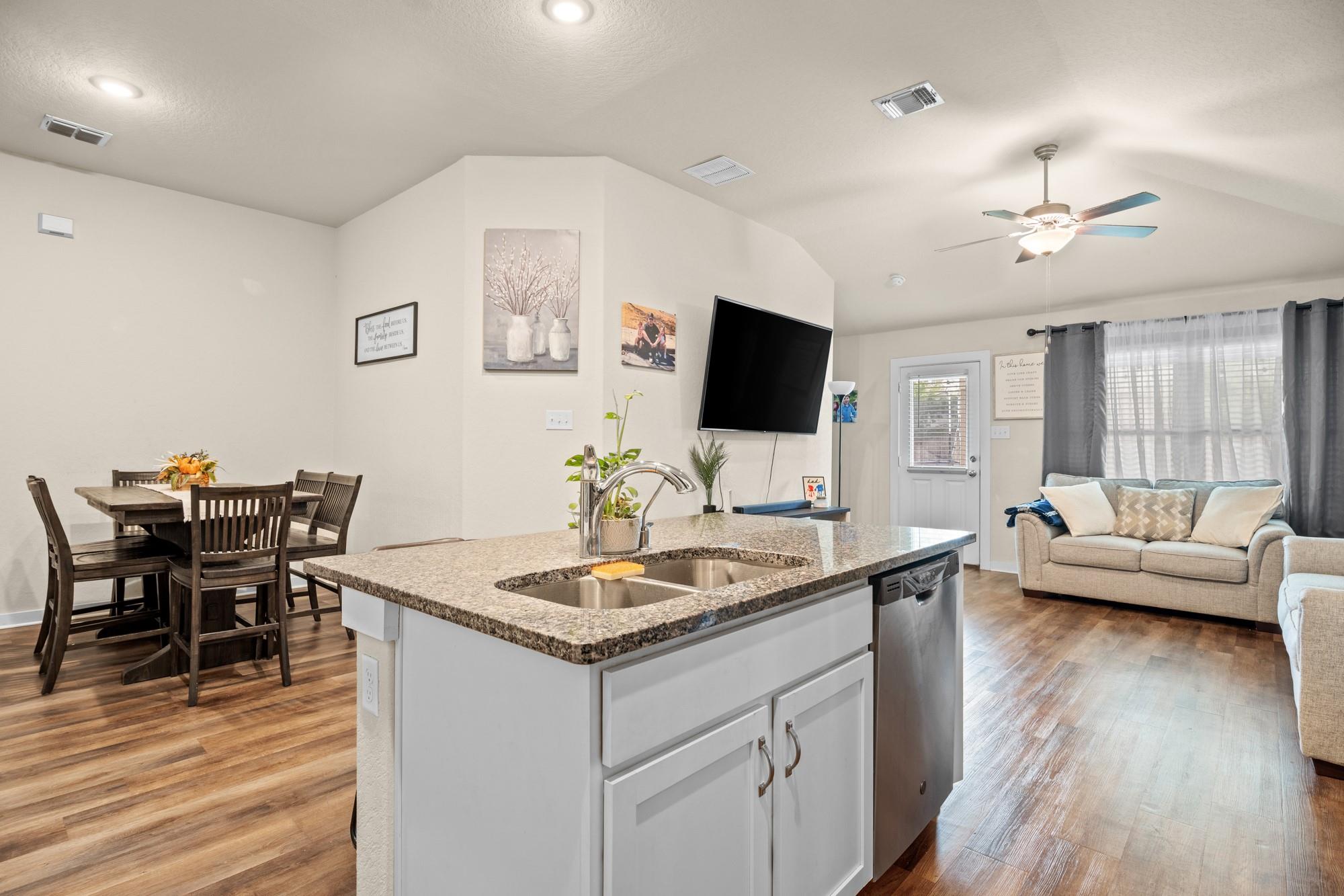 7619 Coffee Ml Property Photo 14