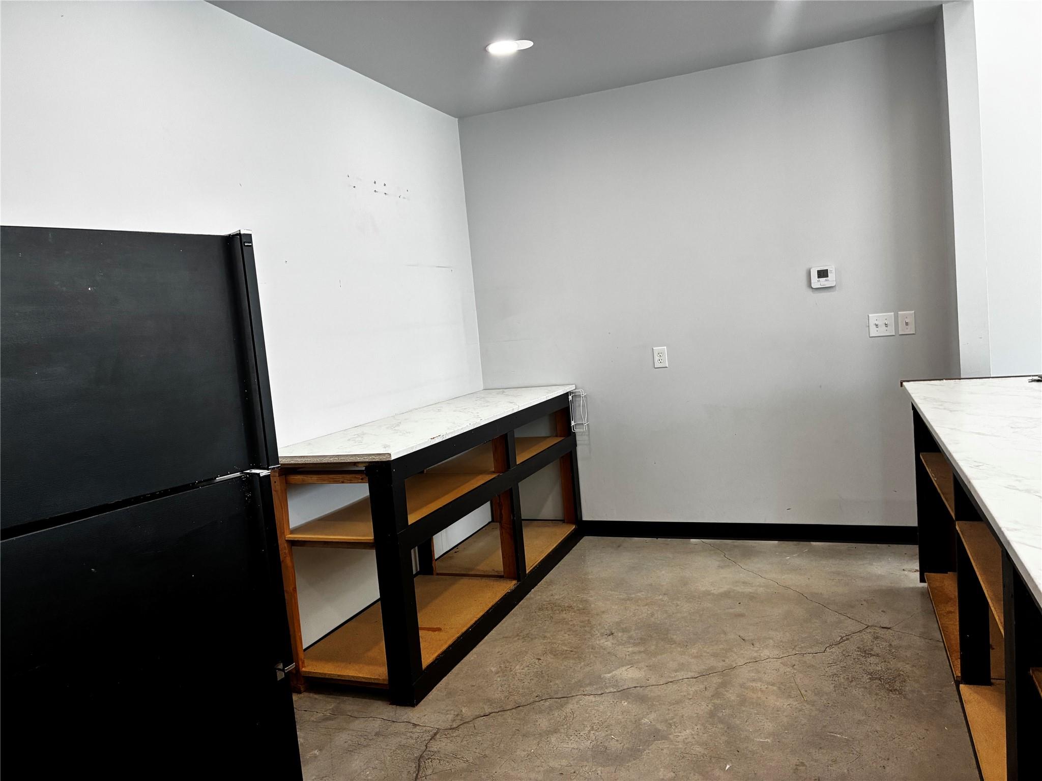1009 E 4th St #c Property Photo 9
