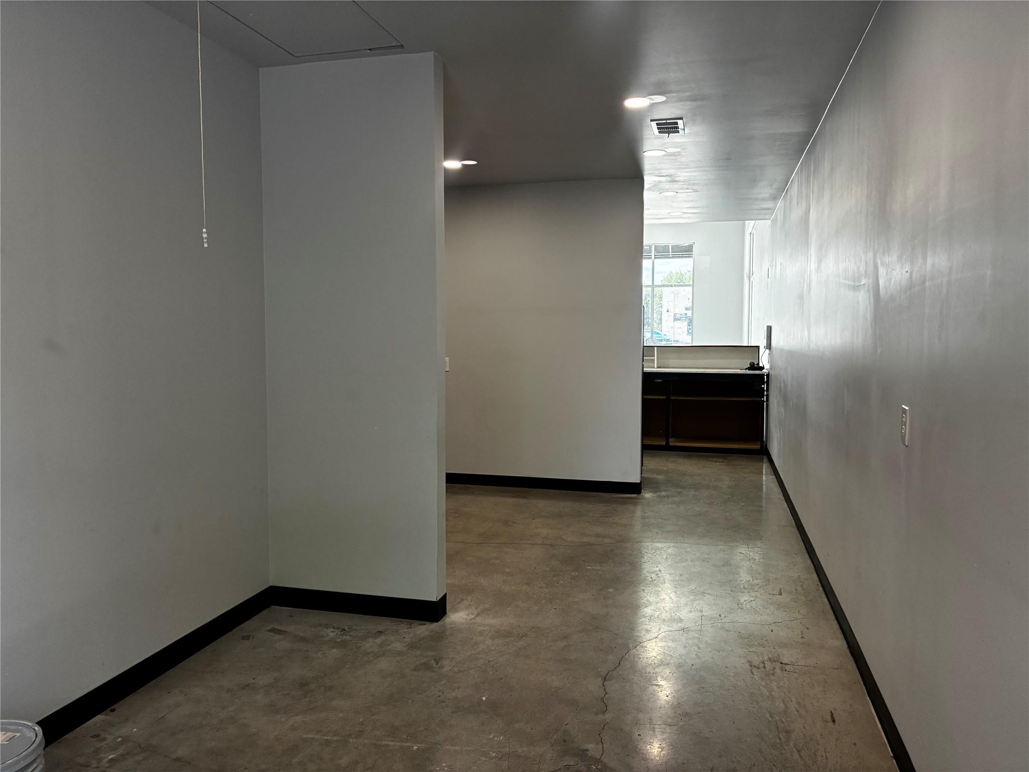 1009 E 4th St #c Property Photo 11
