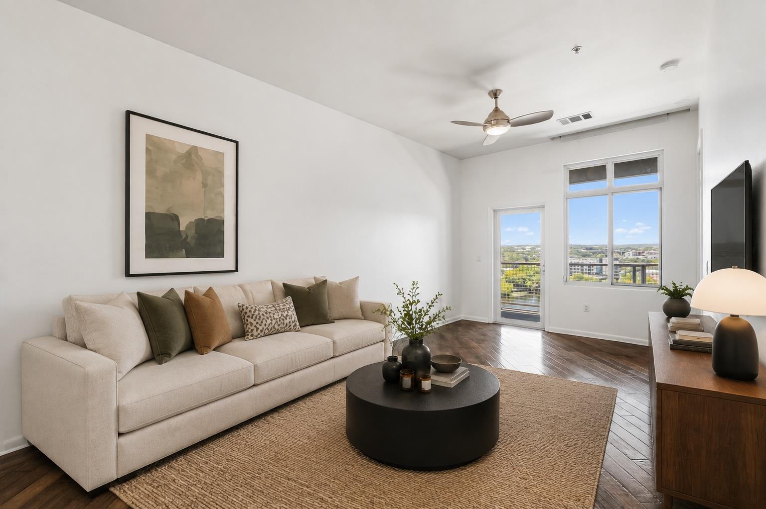 54 Rainey St #ph20 Property Photo 3
