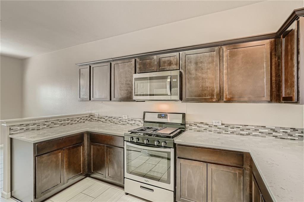 10932 Reliance Creek Dr Property Photo 3