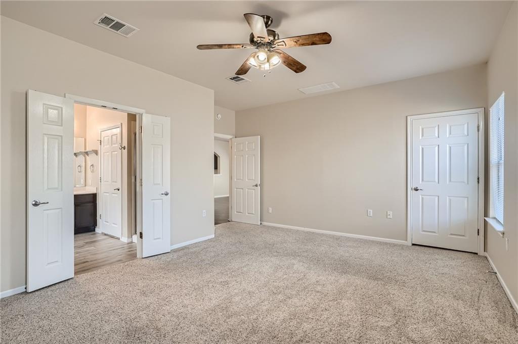 10932 Reliance Creek Dr Property Photo 5