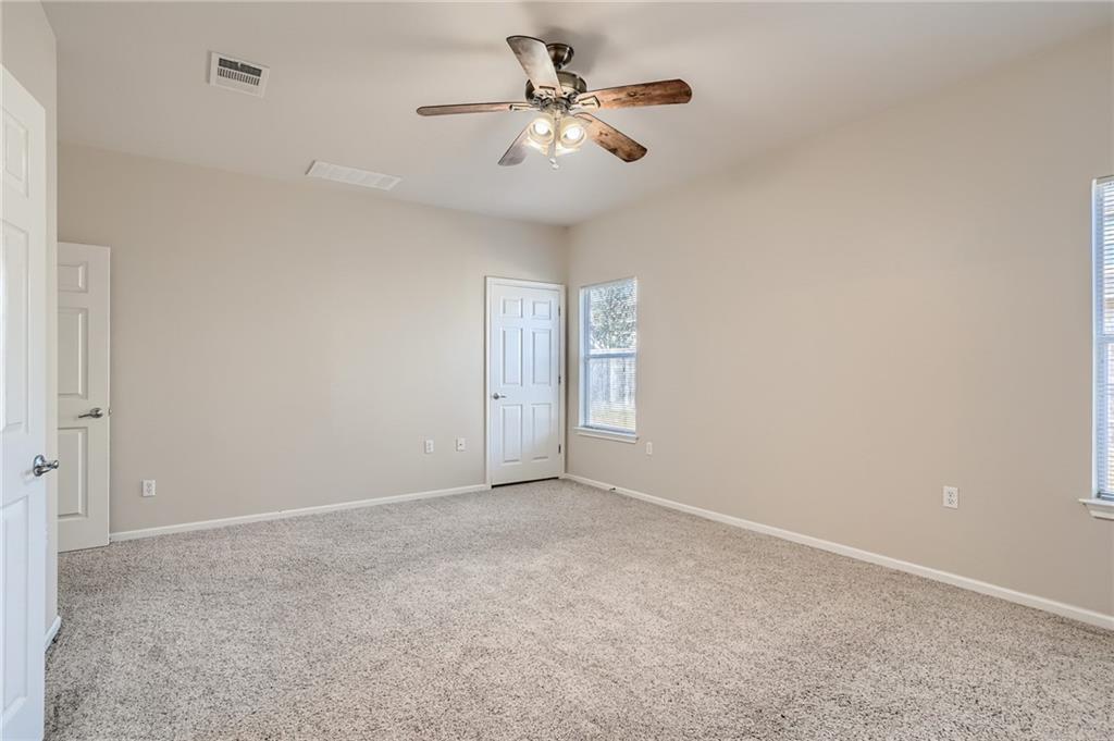 10932 Reliance Creek Dr Property Photo 6