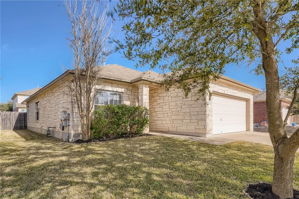 10932 Reliance Creek Dr Property Photo 10
