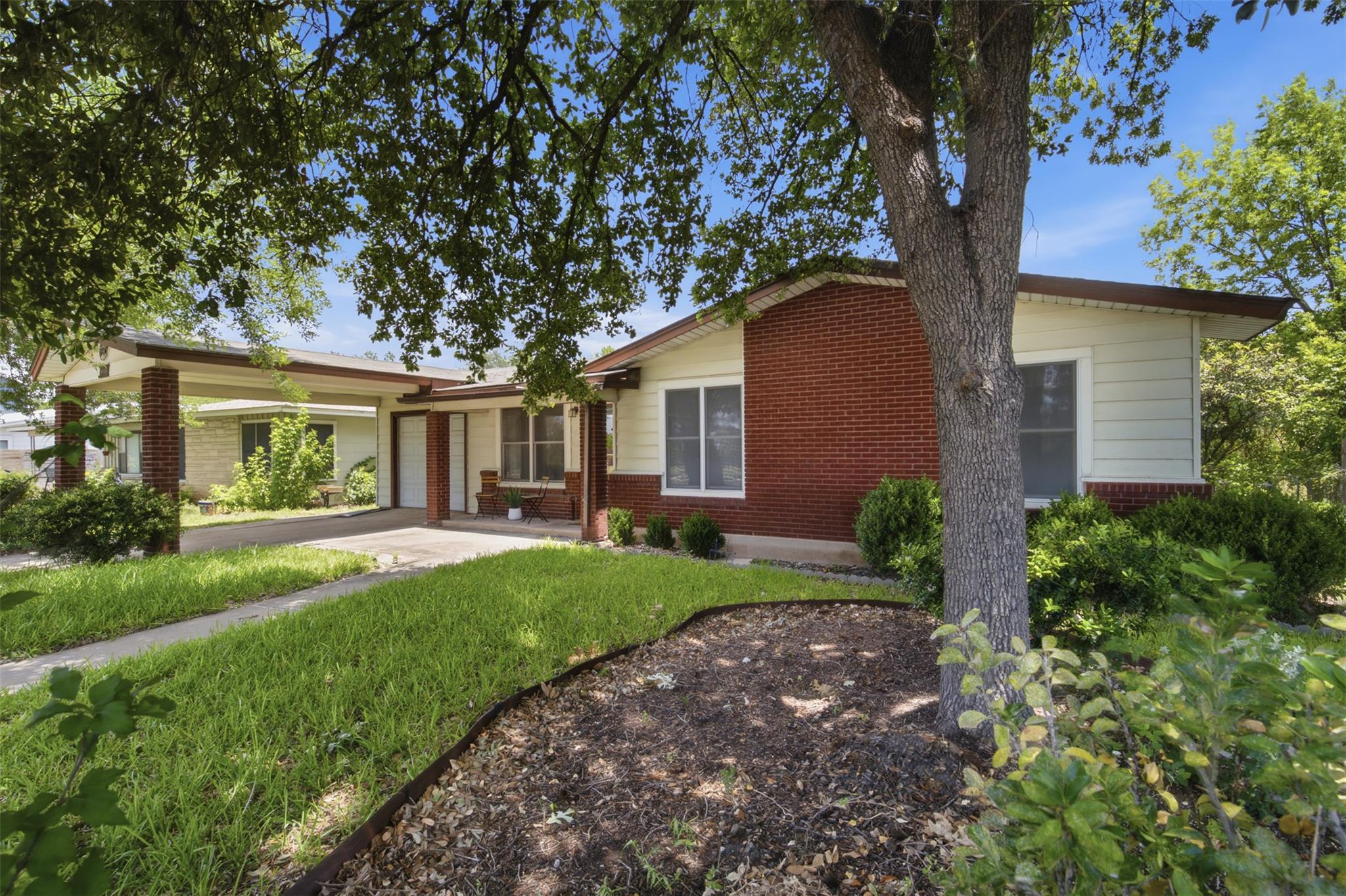 1410 Wooten Dr Property Photo 1