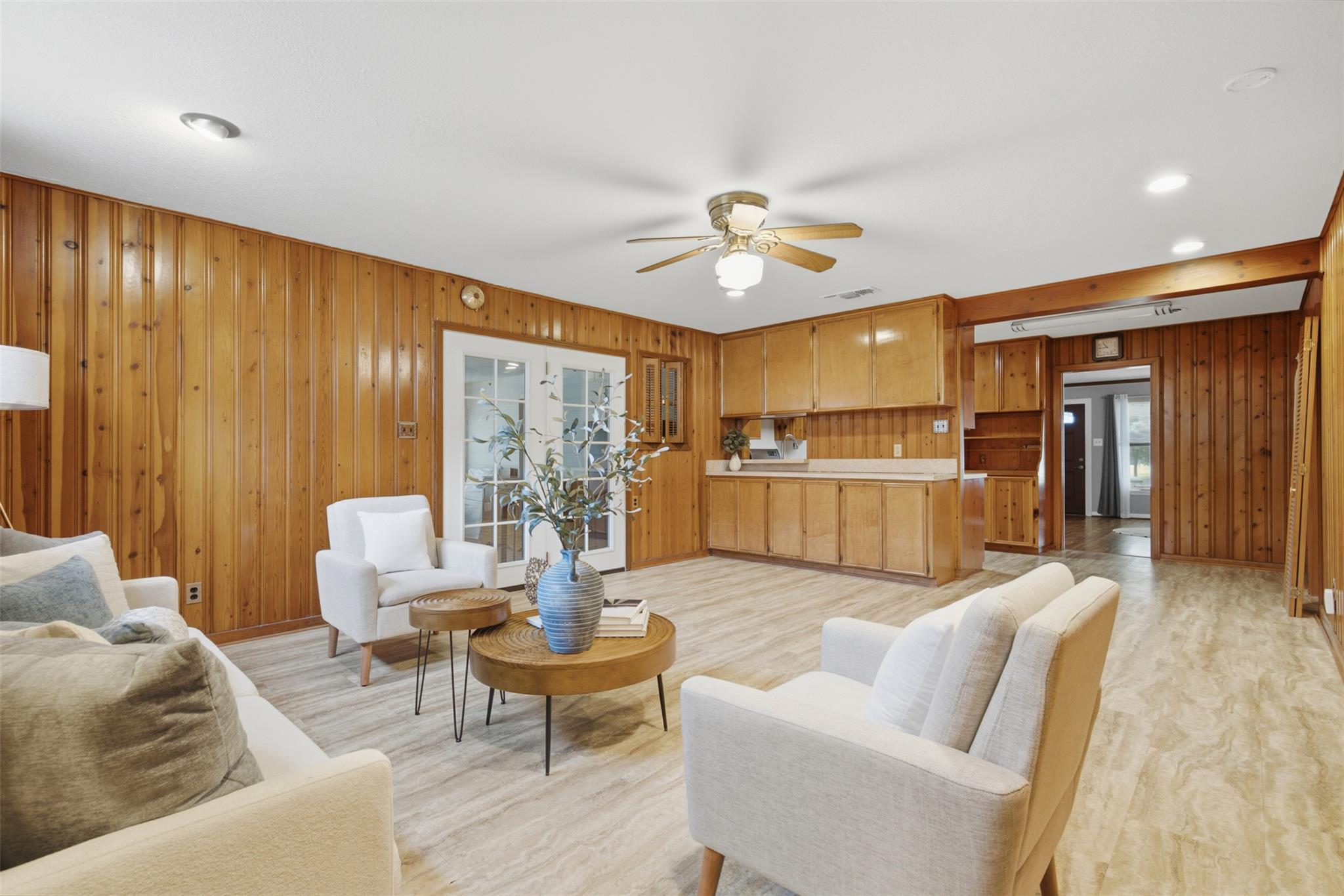 1410 Wooten Dr Property Photo 10