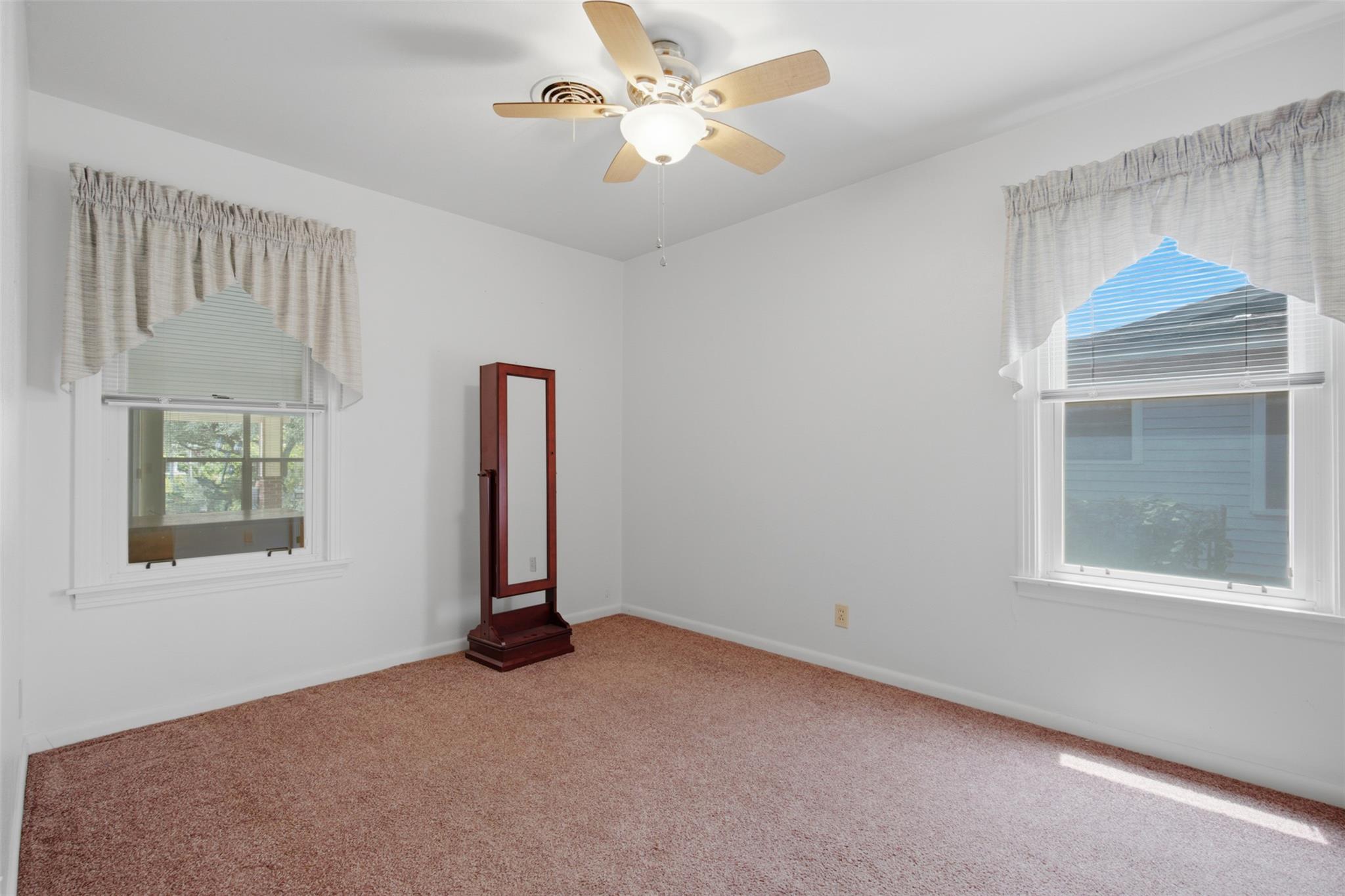 1410 Wooten Dr Property Photo 17