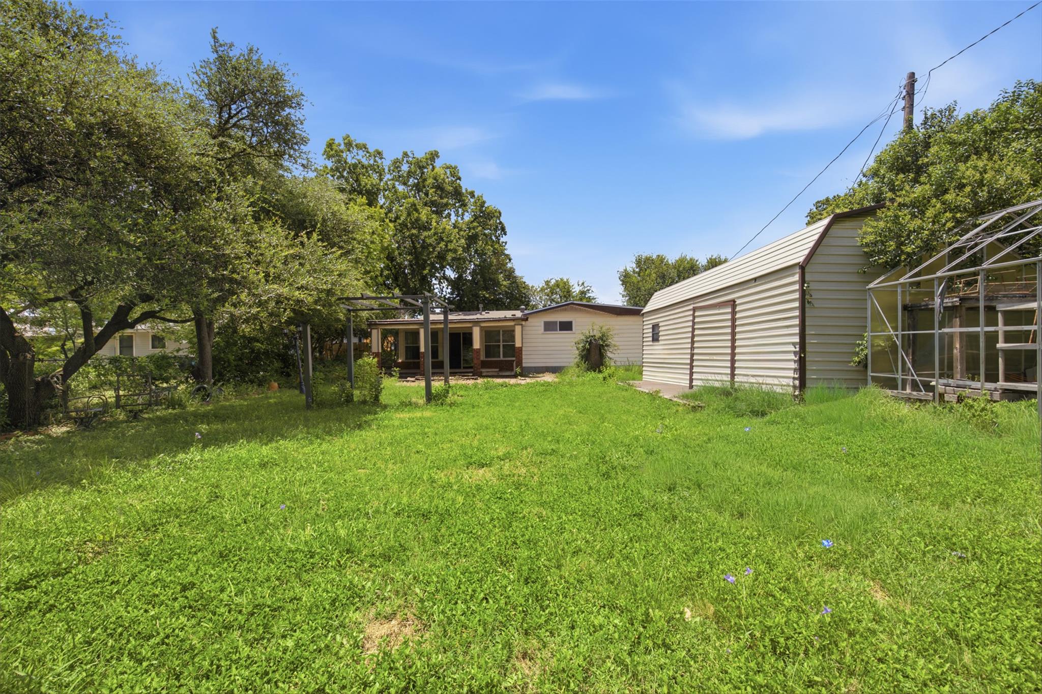 1410 Wooten Dr Property Photo 25