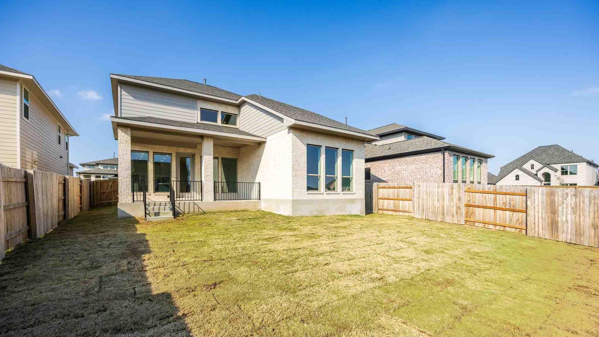 336 Mittas Grv Property Photo 12