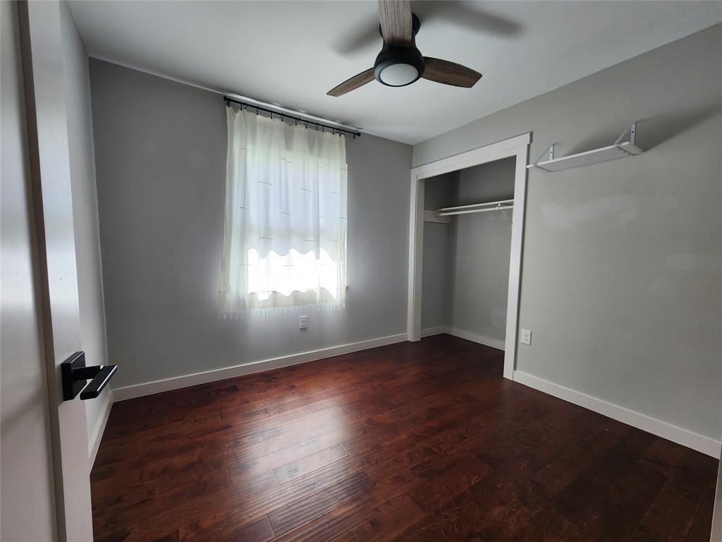 4703 Surrey Dr Property Photo 8