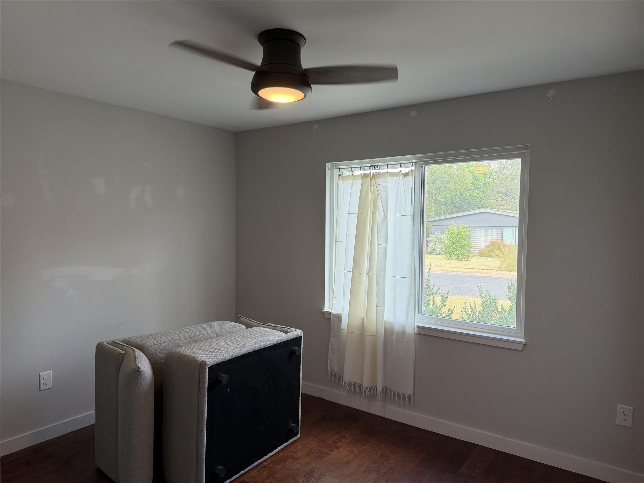 4703 Surrey Dr Property Photo 10