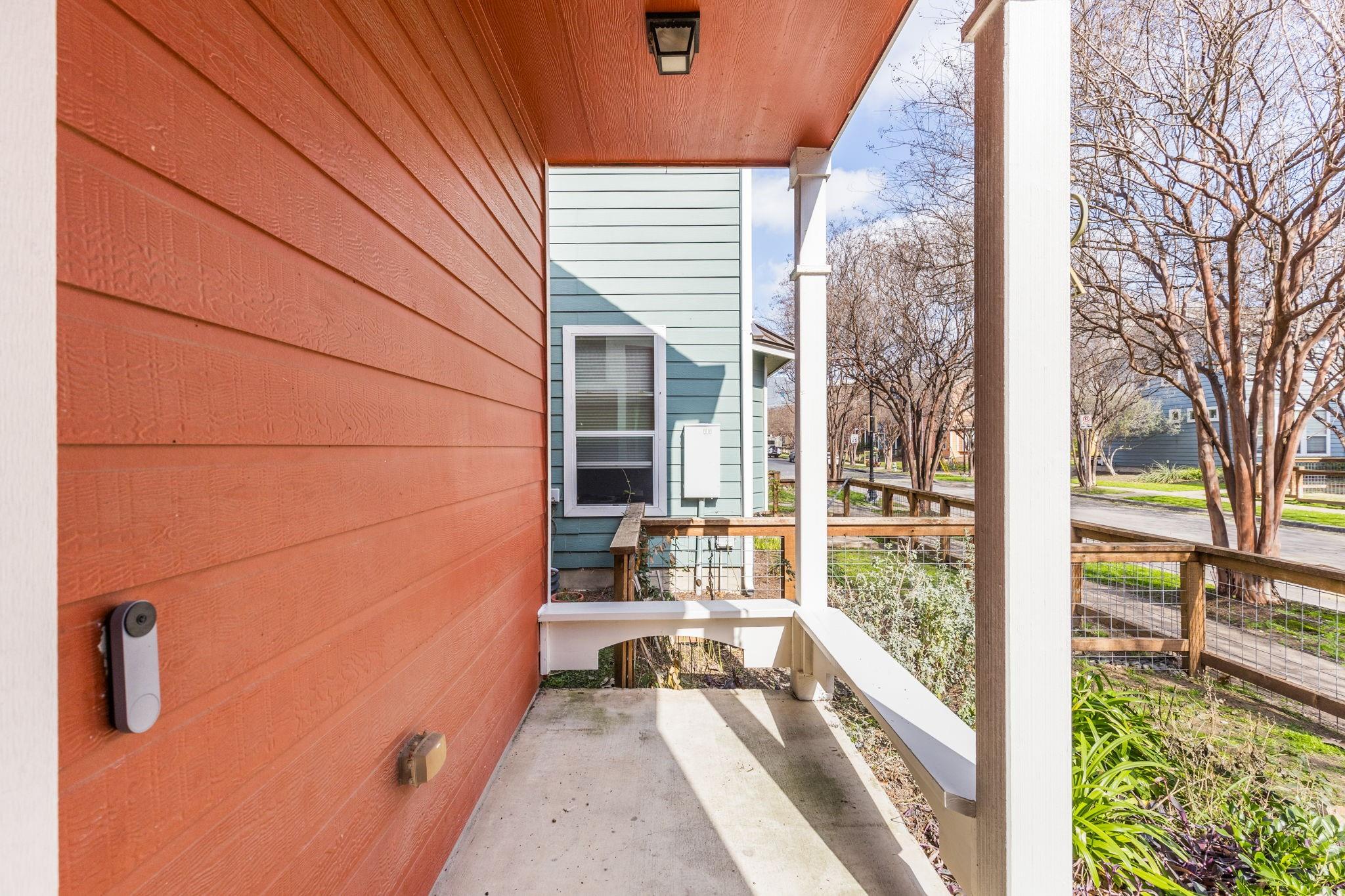 1601 Miriam Ave 304 Property Photo 5
