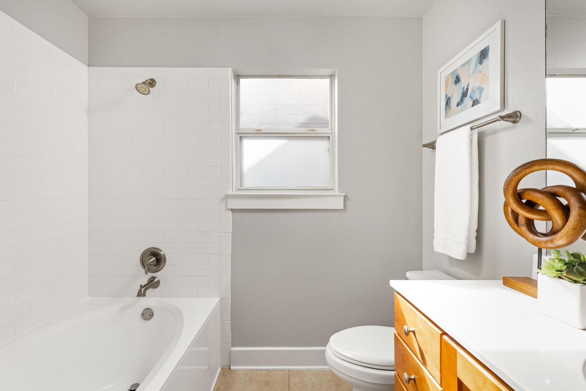 1601 Miriam Ave 304 Property Photo 29