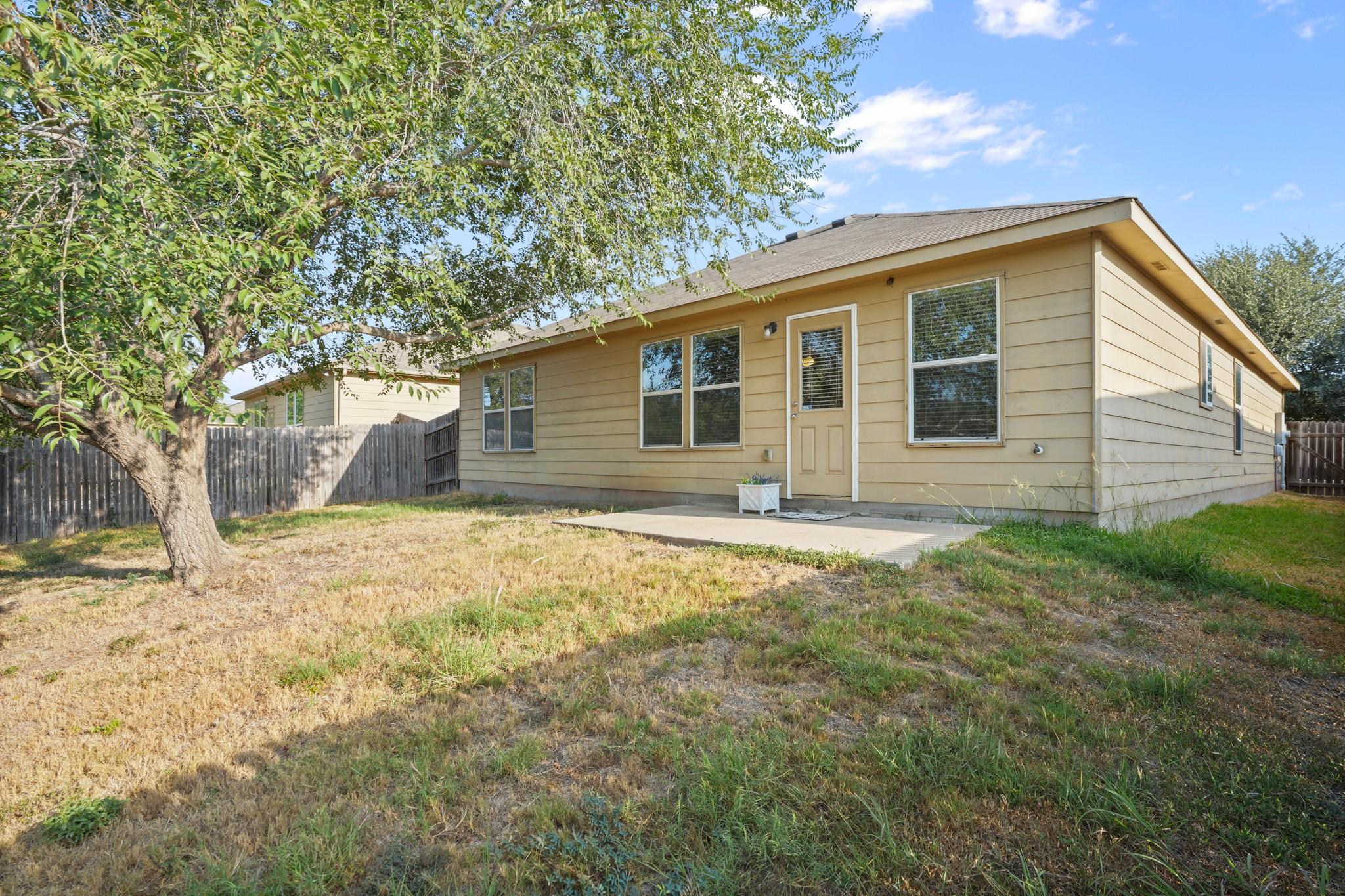 9421 China Rose Dr Property Photo 23