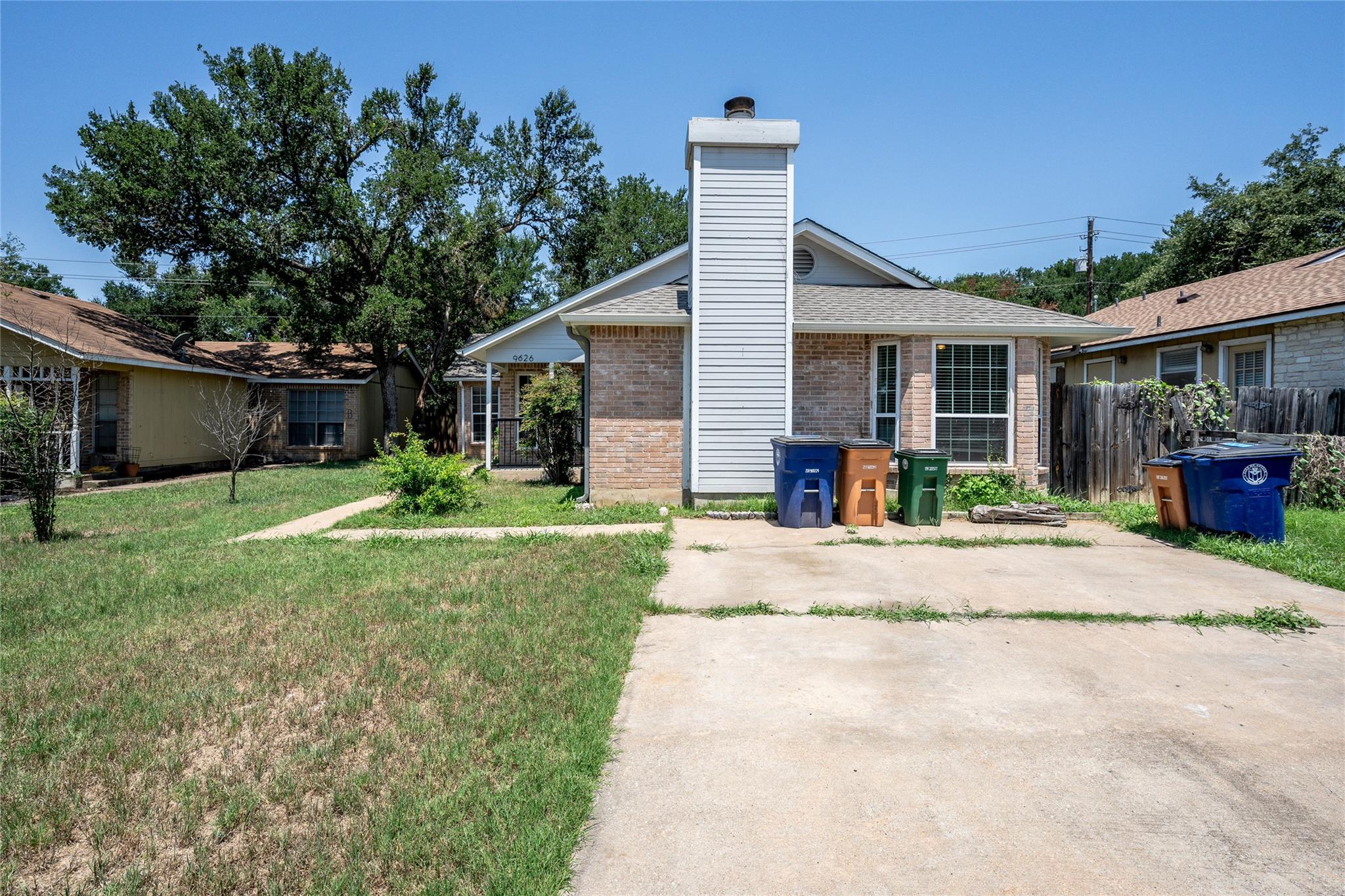 9626 Sugar Hill Dr B Property Photo
