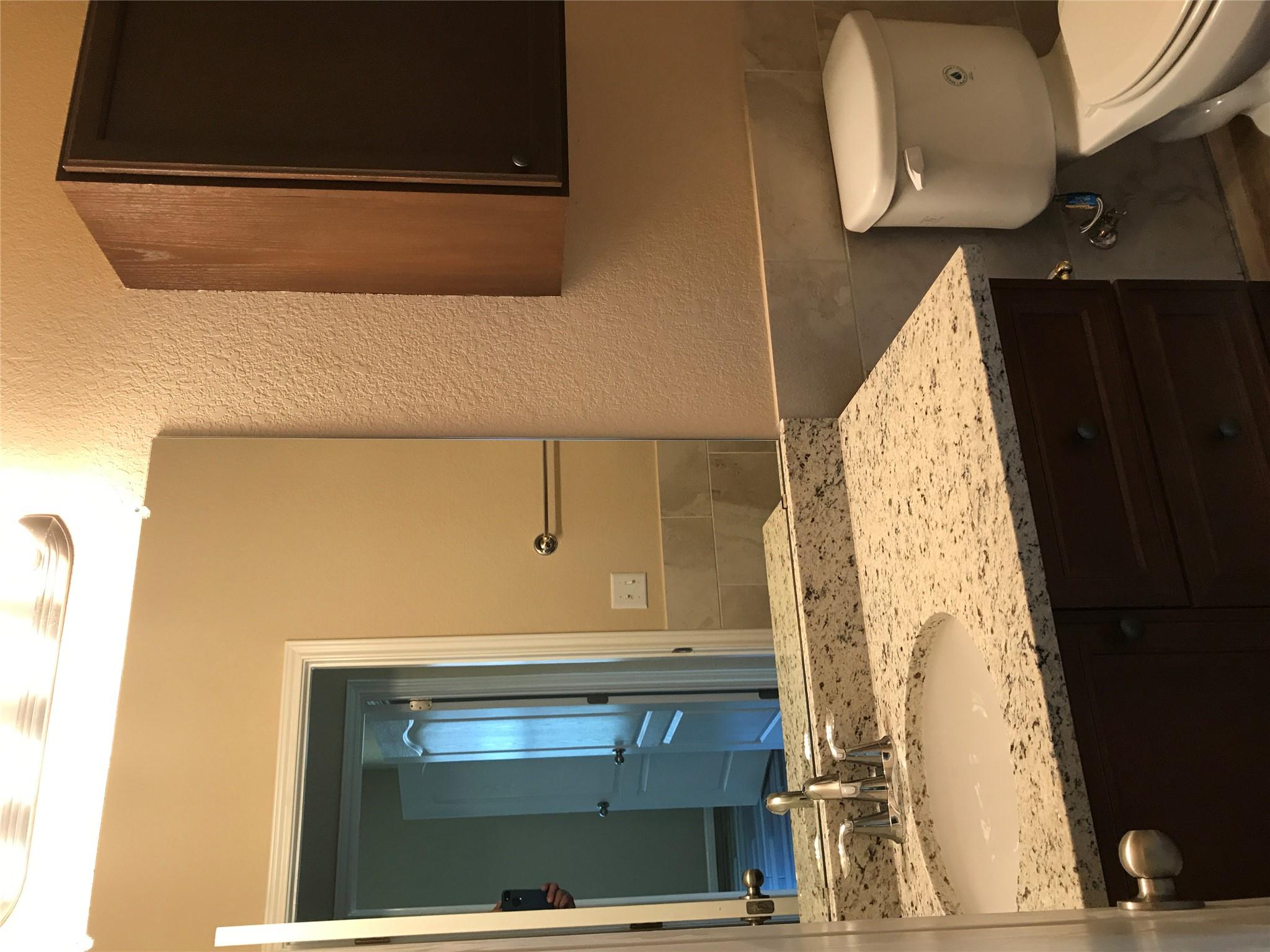 2507 Oak Ln Property Photo 6