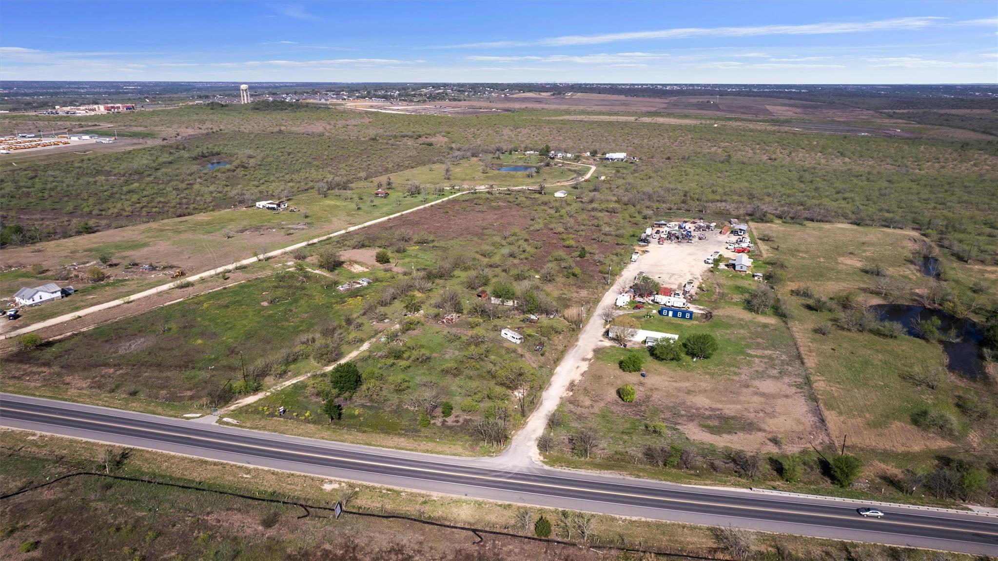 10745 N Camino Real Property Photo 3
