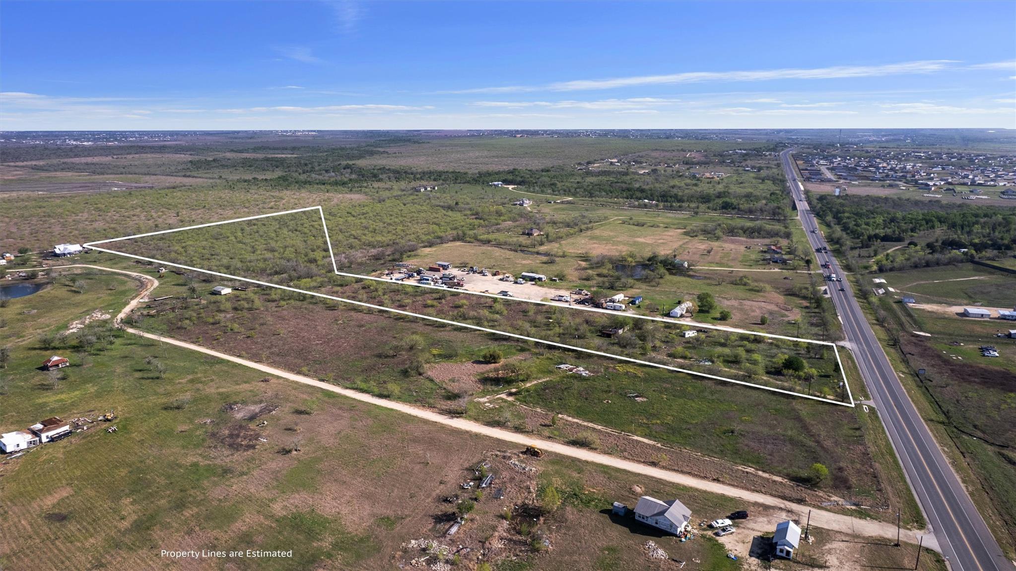 10745 N Camino Real Property Photo 5