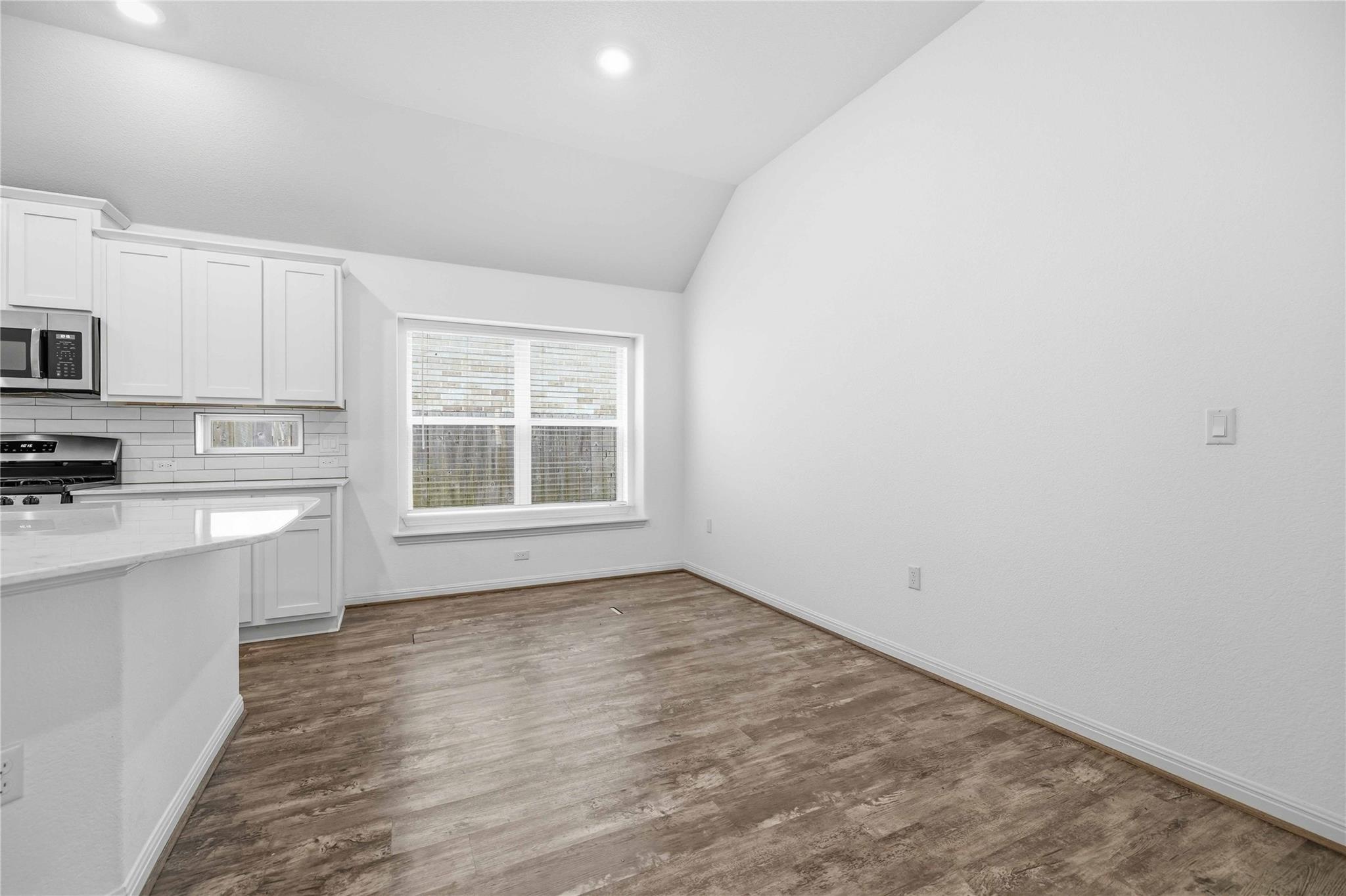 707 Allende Bnd Property Photo 13