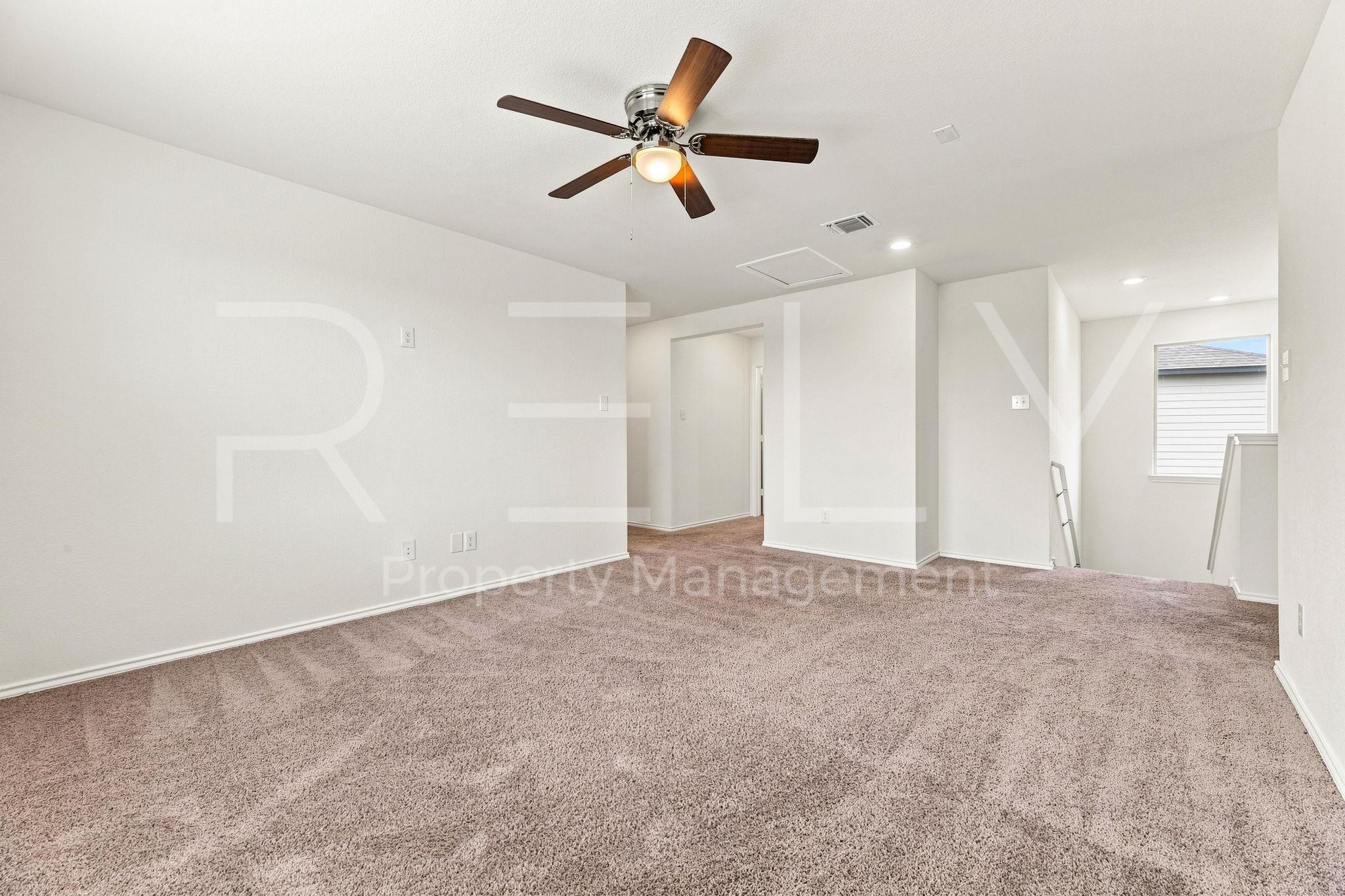 521 Colonel Mcnally Cv Property Photo 20