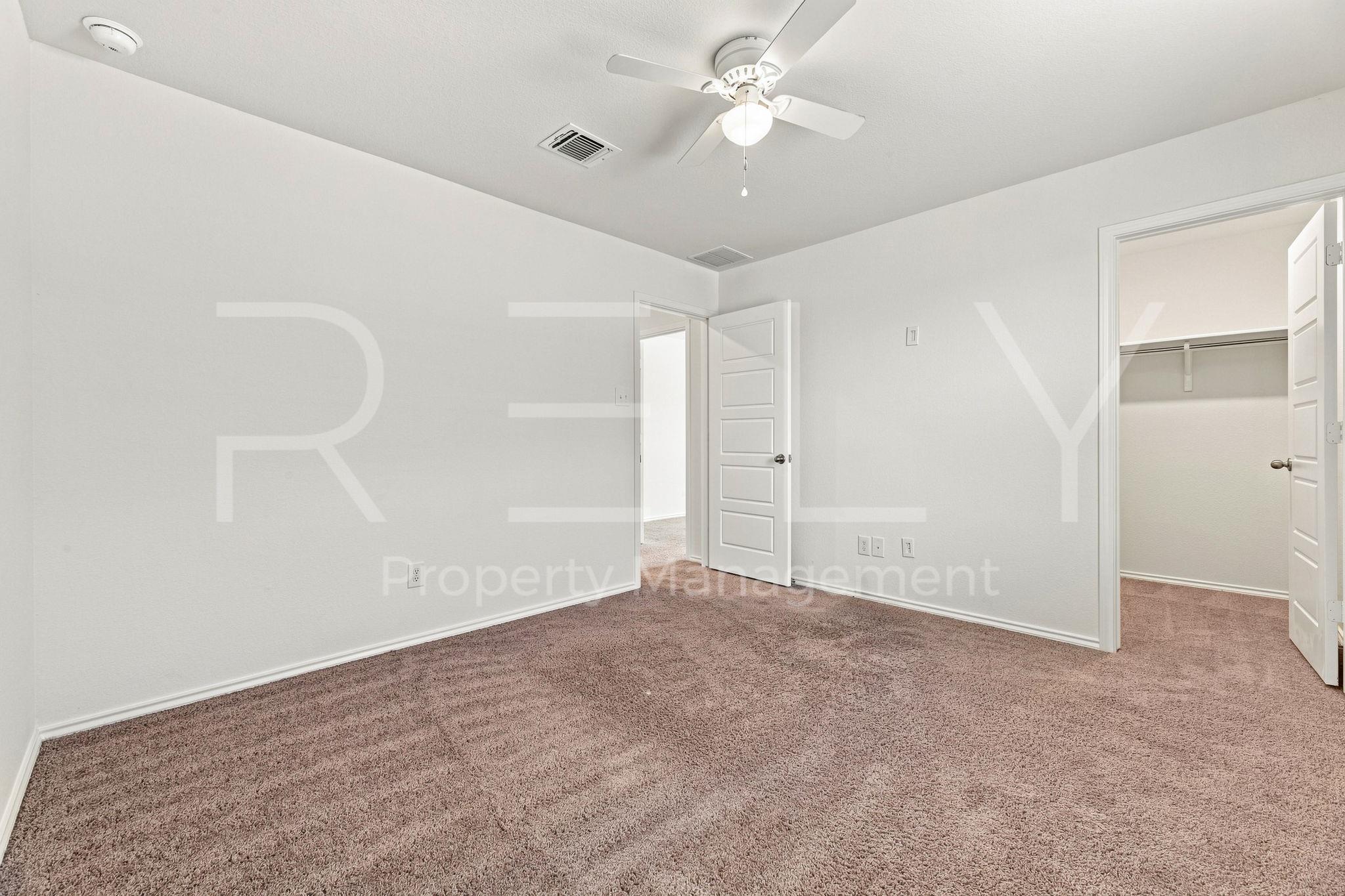 521 Colonel Mcnally Cv Property Photo 31